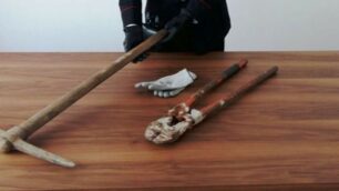 Seregno, gli attrezzi usati nella tentata spaccata al bar al Ceredo