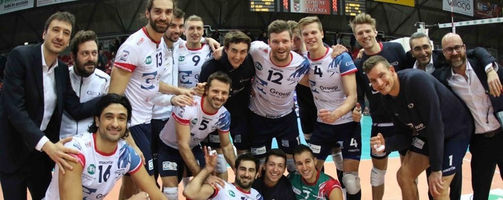 Volley, la gioia del Gi Group Team Monza per i playoff di Superlega conquistati