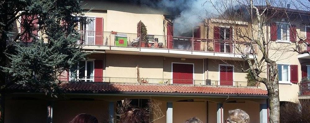 BESANA incendio appartamento a Vergo via Brioschi