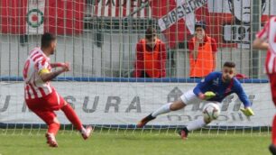 radaelli calcio serie D Monza-Caravaggio 1-1 Rigore parato dal portiere biancorosso