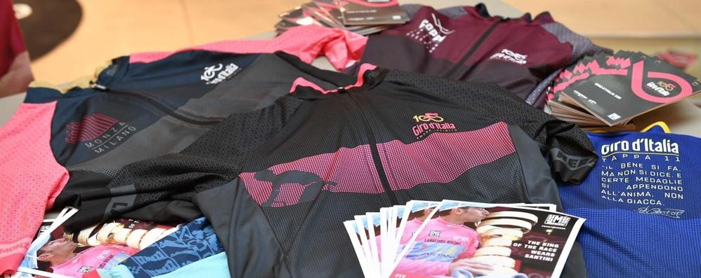 Monza Giro d'Italia 2017 maglia speciale