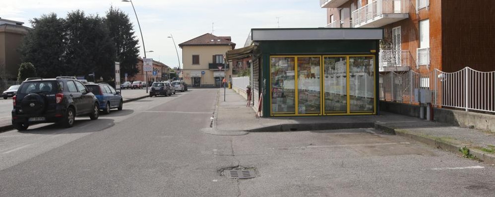 Monza Spazio lasciato vuoto dal distributore del latte in viale Libertà