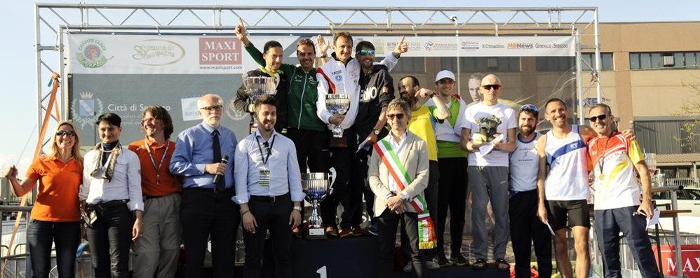 Seregno - Il podio maschile della 100 km di un anno fa