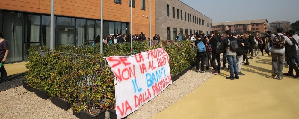 Monza Sede Provincia Presidio studenti onnicomprensivo Vimercate