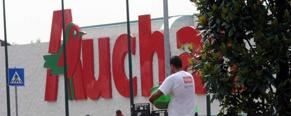 L’Auchan di via Lario, a Monza