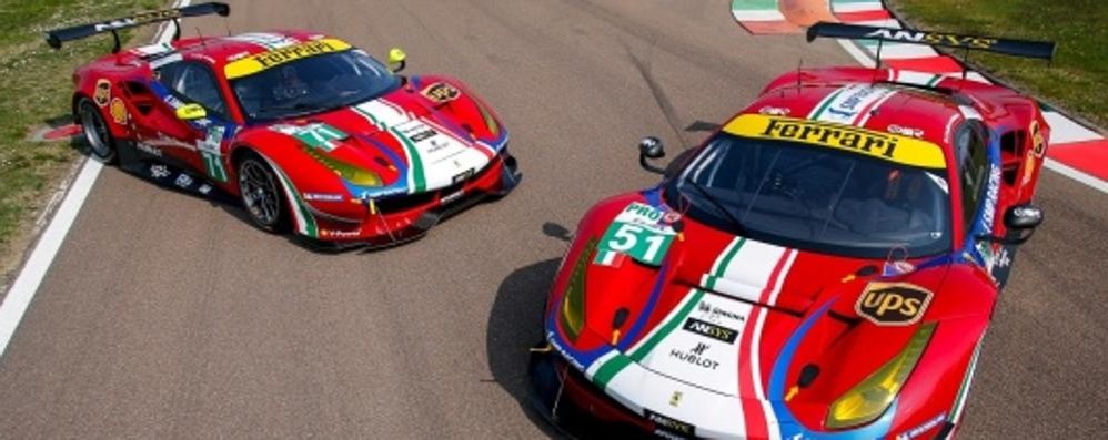 Alcune delle auto in pista a Monza