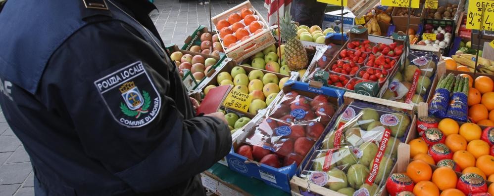 Monza, mercato di piazza Cambiaghi