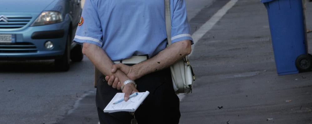 Un agente della polizia locale