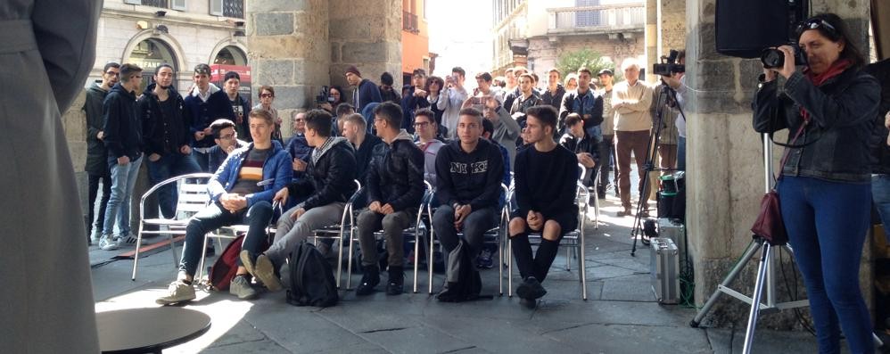 Gli studenti all’arengario