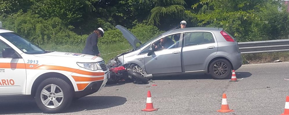 Vimercate incidente via Bolzano