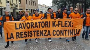 Lavoratori della K-Flex di Roncello a Monza l'1 maggio 2017