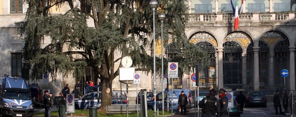 MONZA TRIBUNALE