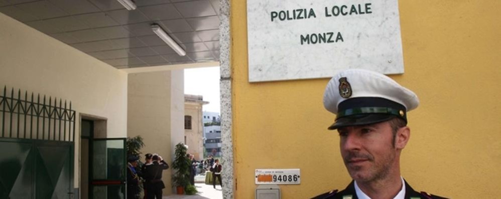 Monza, il  comando della polizia locale