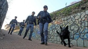 Monza Controlli antidroga nucleo cinofili polizia di stato