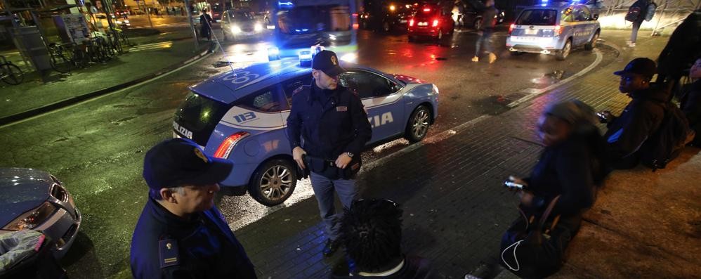 Un controllo della polizia di Monza