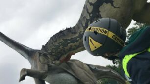 A tu per tu con i dinosauri nel parco di Monza