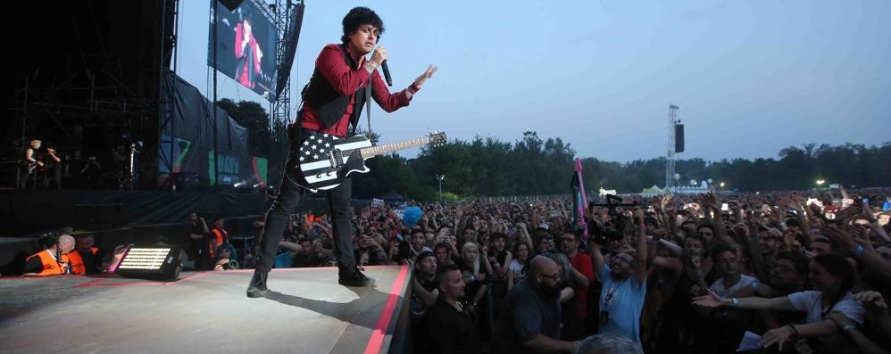 Billie Joe Armstrong dei Green Day agli I-Days