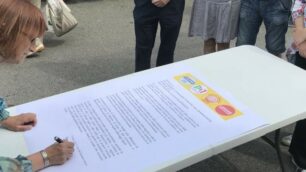 Concetta Monguzzi firma il patto etico