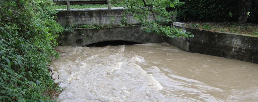 Lentate sul Seveso Seveso monitorato in via Tintoretto