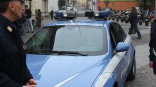 Una Volante della polizia di Monza