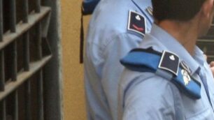 Detenuto salvato da agenti di polizia penitenziaria