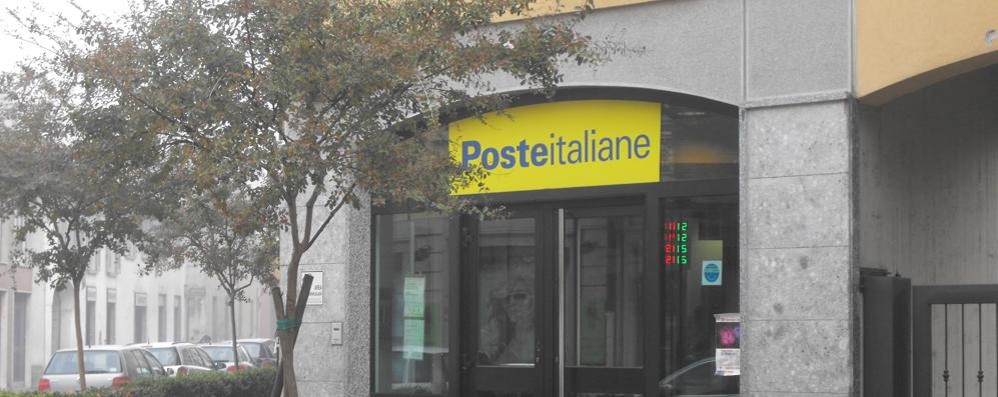 Un ufficio postale: aumentano i brianzoli che aprono libretti in Posta