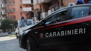 Una macchina dei carabinieri: sono state denunciati nuovi tentativi di truffa