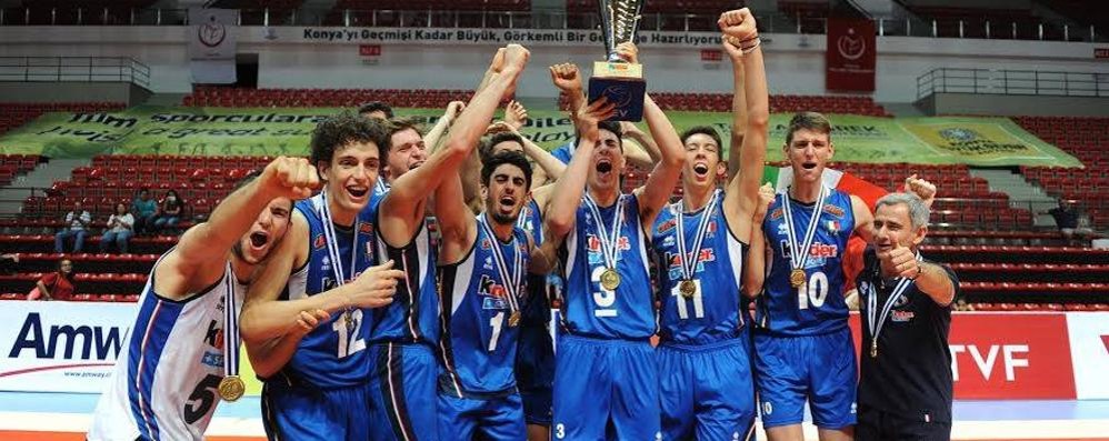 Volley, Alessandro Gianotti e l'Italia Under 17 campioni d'Europa - foto da pagina Facebook Fipav