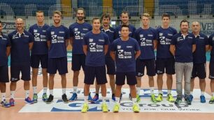 Foto di gruppo per la nuova squadra