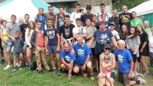 Il gruppo del Cai di Paina in campeggio a Ollomont