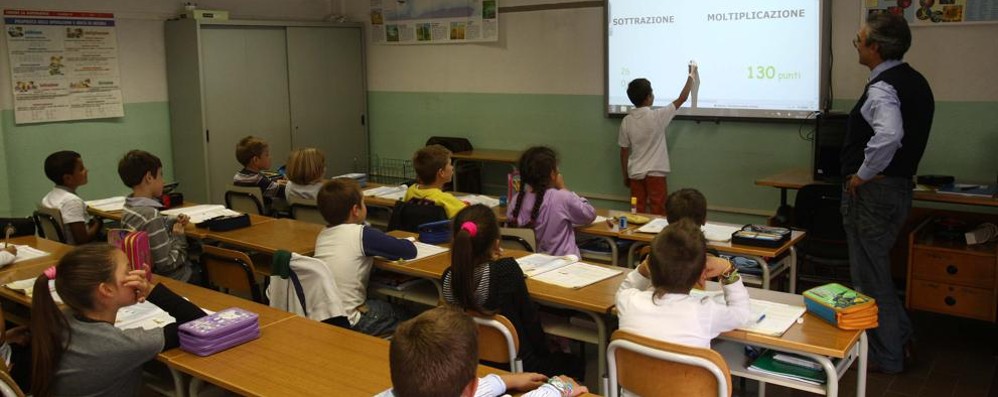 Monza, una scuola elementare