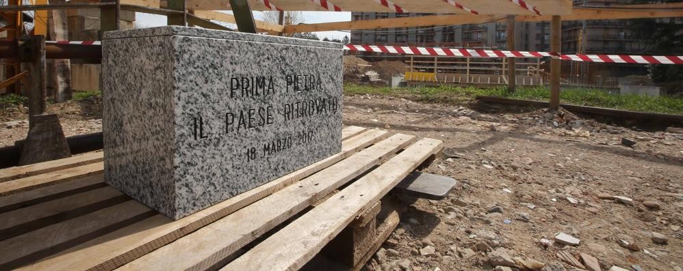 La posa della prima pietra de “Il paese ritrovato”