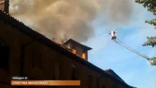 Incendio nella storica villa Antona Traversi di Meda