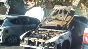 Le due Alfa distrutte dalle fiamme