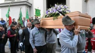 Nova Milanese, i funerali di Patrizia e Giovanni Battista Del Zotto uccisi dal tallio