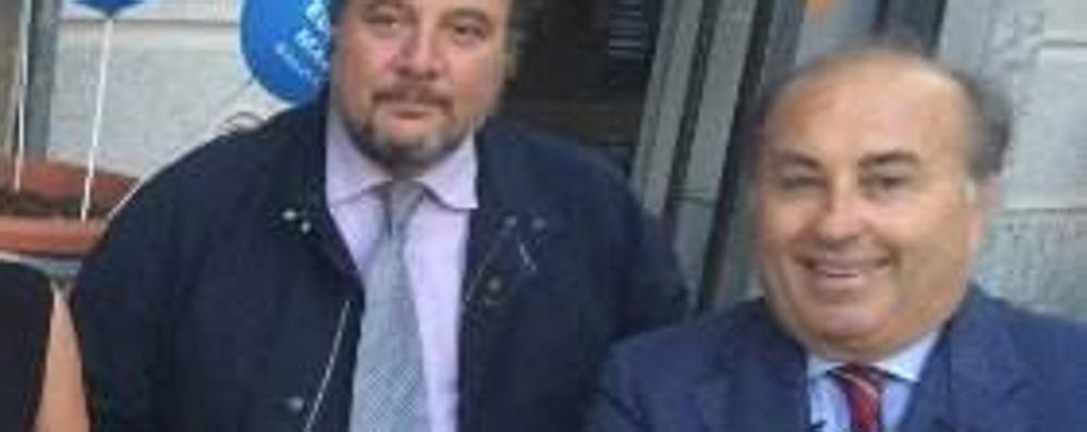 Antonino Lugarà, a destra, con l’ex assessore comunale di Seregno, Stefano Gatti