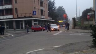 Scontro senza feriti a Giussano, linee del bus bloccate