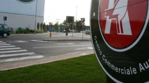Il centro commerciale Auchan di Monza