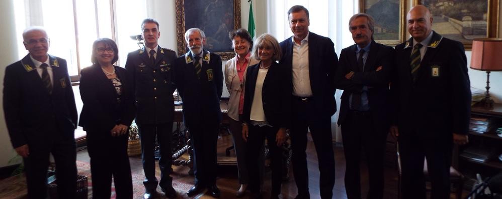 Foto di gruppo alla presentazione dell’iniziativa in Tribunale