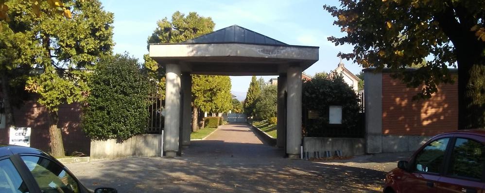 Renate, ingresso cimitero