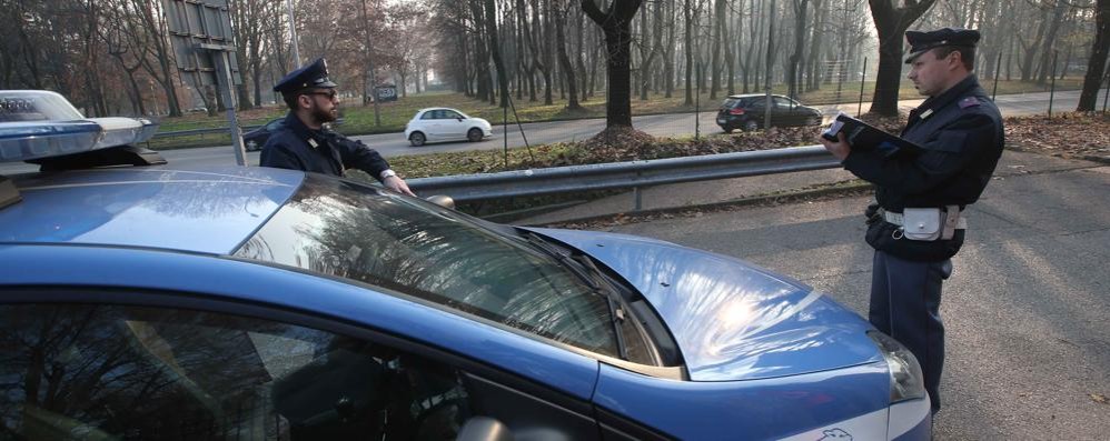 Agenti della polizia di Stato