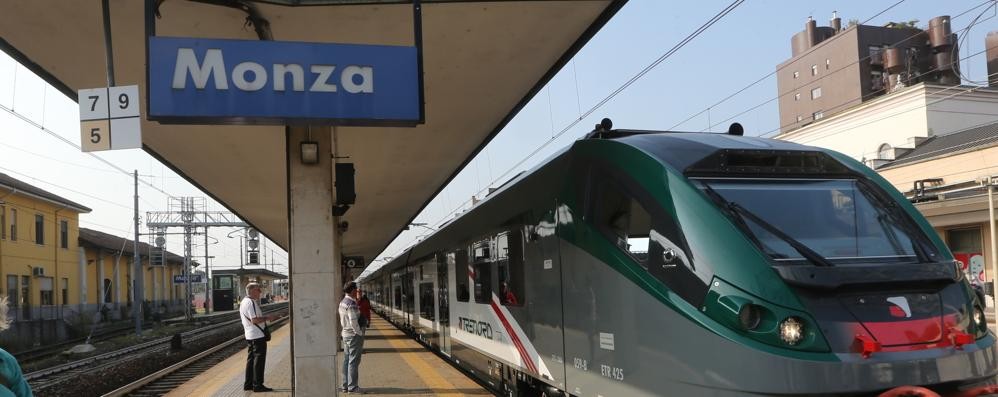 Monza, treni in ritardo il 17 ottobre