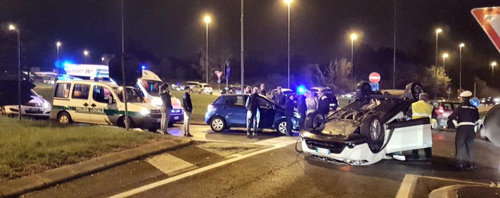 Usmate Velate: l’incidente all'incrocio tra la Sp 177 e viale Monza