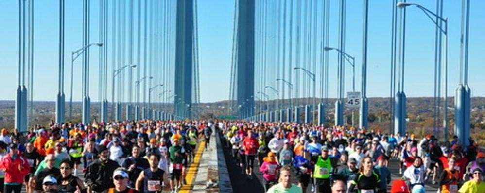 Maratona di New York: il suggestivo passaggio sul ponte di Verrazzano