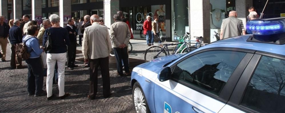 La polizia all’Oviesse