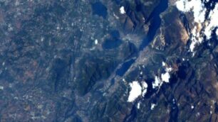 Nespoli foto Brianza dallo spazio VITAmission: a sinistra il parco di Monza - foto su Twitter