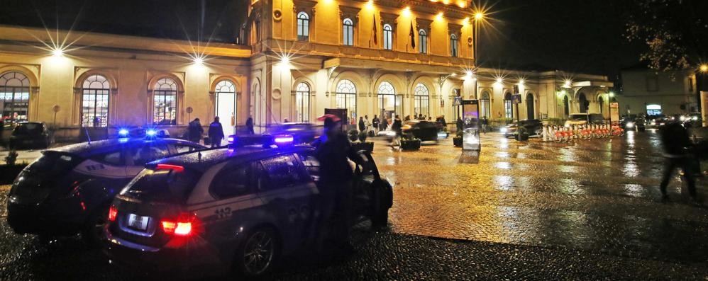 Monza Stazione Fs Controlli polizia di stato