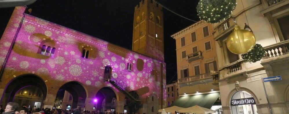 Monza illuminazione di Natale in centro