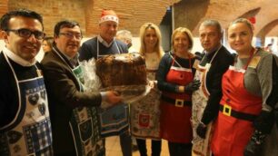 Pranzo con i senzatetto per la giunta monzese