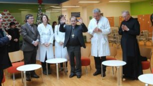 L’arcivescovo Mario Delpini in visita all ospedale san Gerardo e alla fondazione Maria Letizia Verga